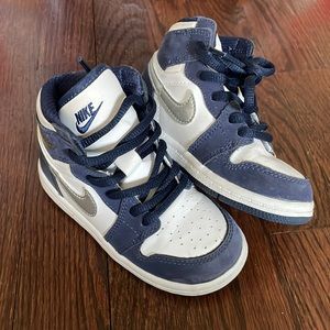 Jordan retro 1 high OG. Size 8C toddler